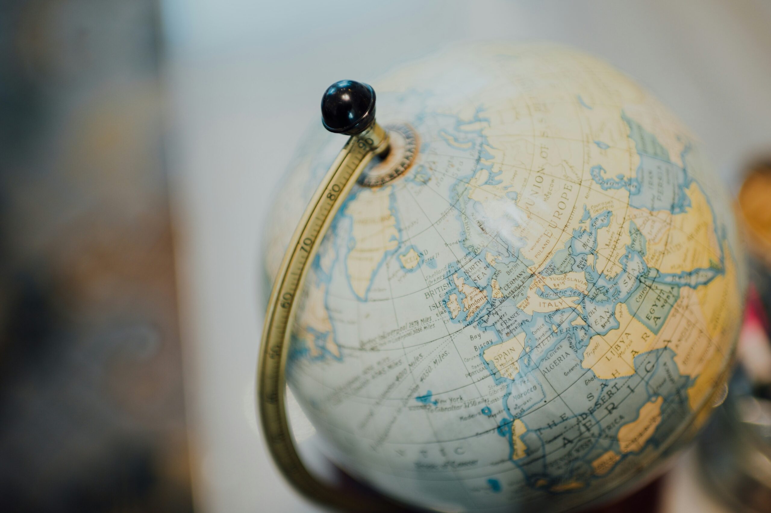 Tradition and Globalization in Contemporary World Literature
